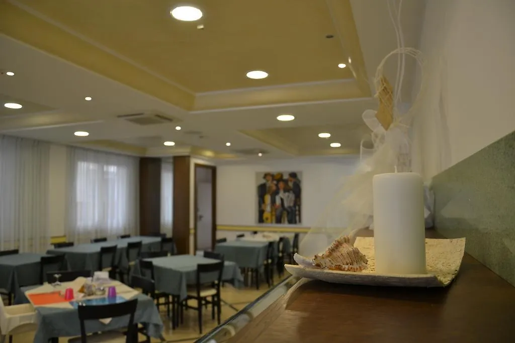 ***  Hotel Ariston Мизано-Адриатико Италия